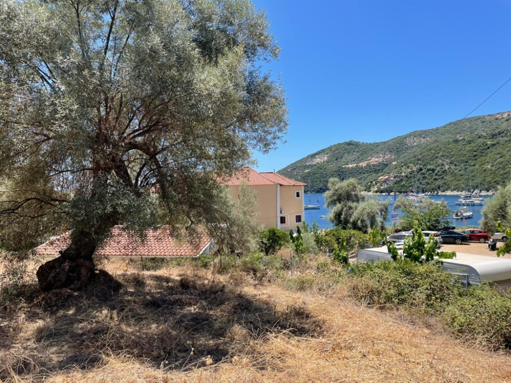 Poros 80m from the beach 001.jpg
